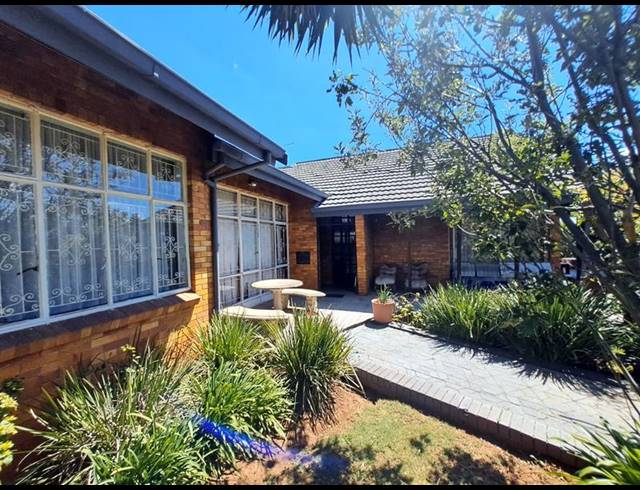 5 BEDROOM PROPERTY TO RENT IN SYMHURST